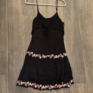 Andre by unit Embroidered black dress